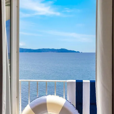Capo D'uomo Hotel